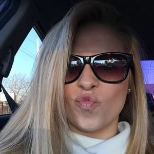 Meet your Posher, Layla